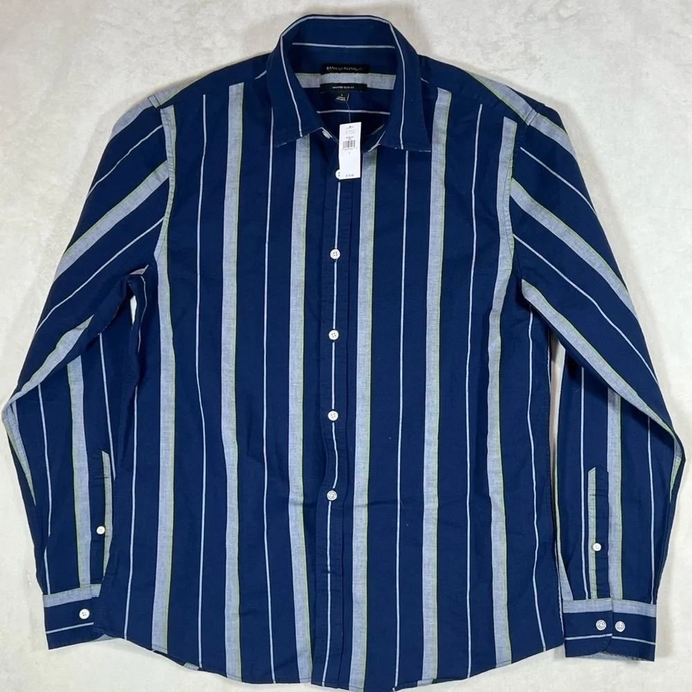 NWT Banana Republic Untucked Slim Fit Large Men's Striped Blue Shirt Summer